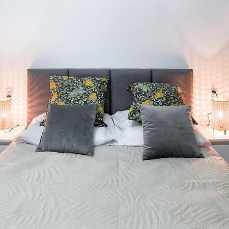 Charming Apartment In Calm And Central Area Krakow Ngoại thất bức ảnh