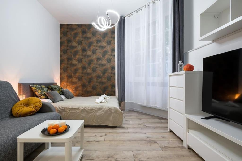 Charming Apartment In Calm And Central Area Krakow Ngoại thất bức ảnh