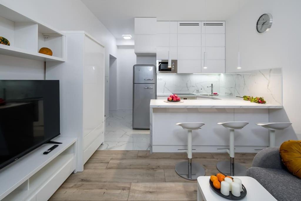 Charming Apartment In Calm And Central Area Krakow Ngoại thất bức ảnh