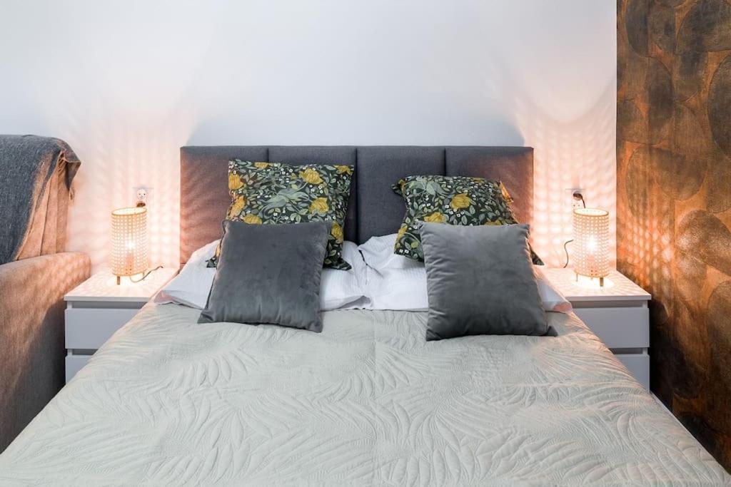 Charming Apartment In Calm And Central Area Krakow Ngoại thất bức ảnh